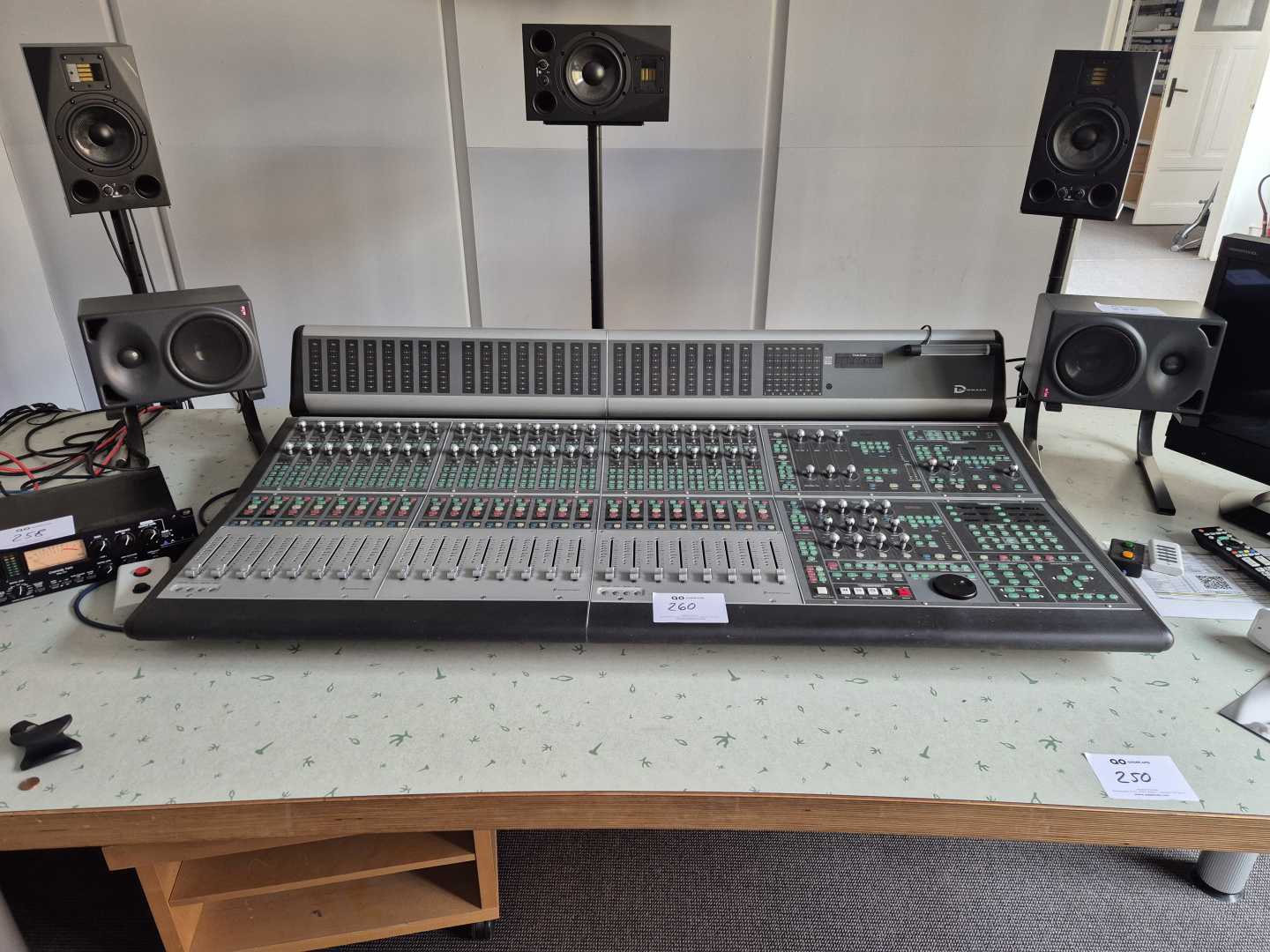 Audio-/Videotechnik und Betriebsausstattung aus Insolvenz der Cinegrell Postfactory GmbH